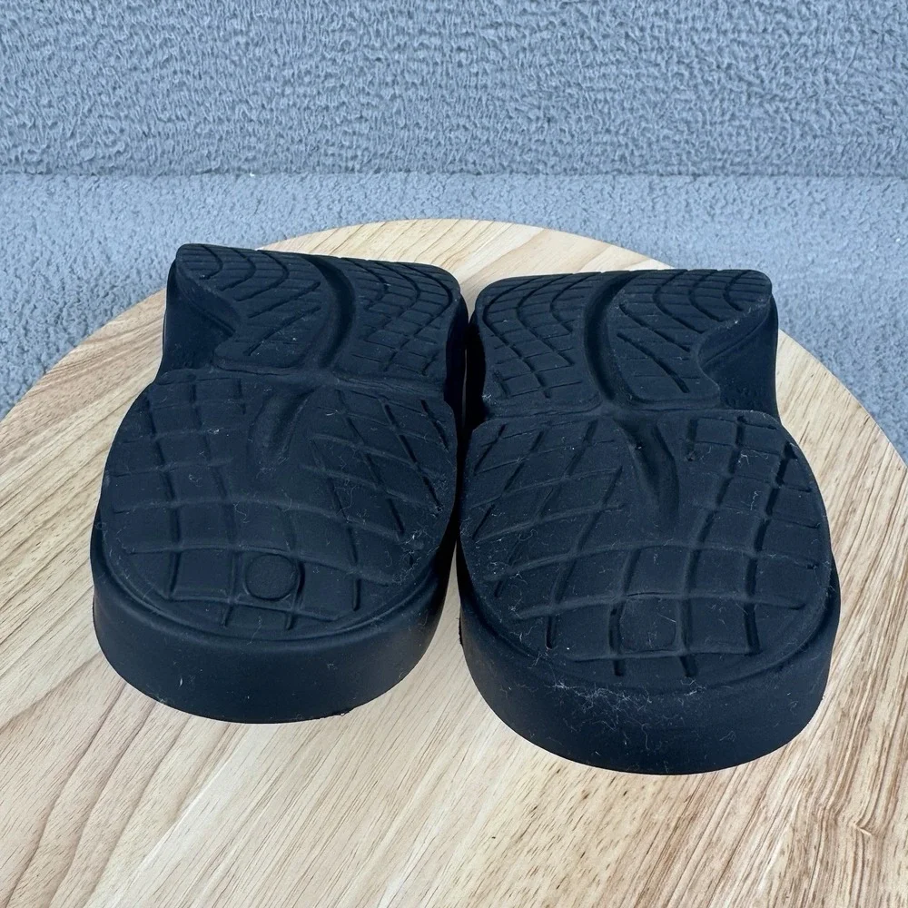 Oofos Ooahh Mens‎ 8 Womens 10 Black Slide Sandals Recovery Orthopedic Slip On